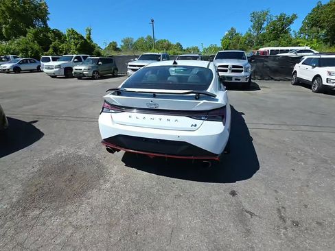 Used 2022 Hyundai Elantra N w/ Preferred Accessory Package FWD image 3