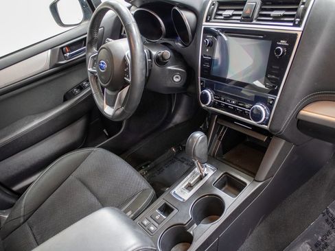 Used 2019 Subaru Outback 2.5i Premium image 13