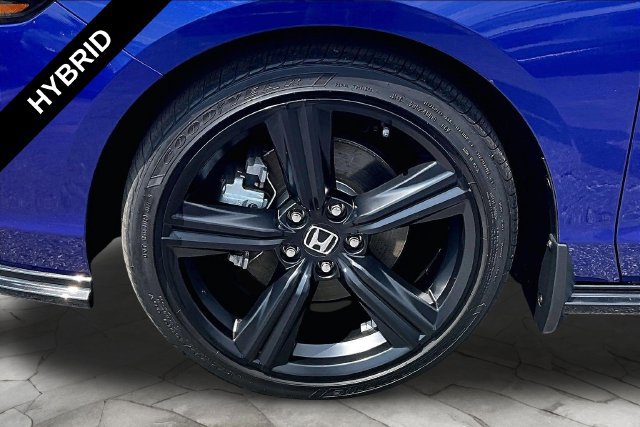 Used 2024 Honda Accord Sport image 8