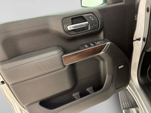 Used 2020 GMC Sierra 1500 SLT w/ SLT Premium Plus Package AWD/4WD image 13