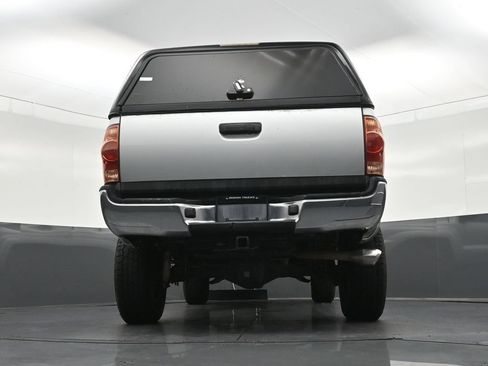 Used 2013 Toyota Tacoma PreRunner w/ SR5 Pkg RWD image 25