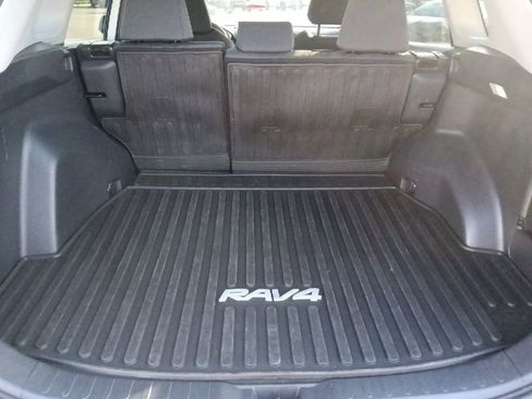 Used 2024 Toyota RAV4 XLE w/ Convenience Package image 29