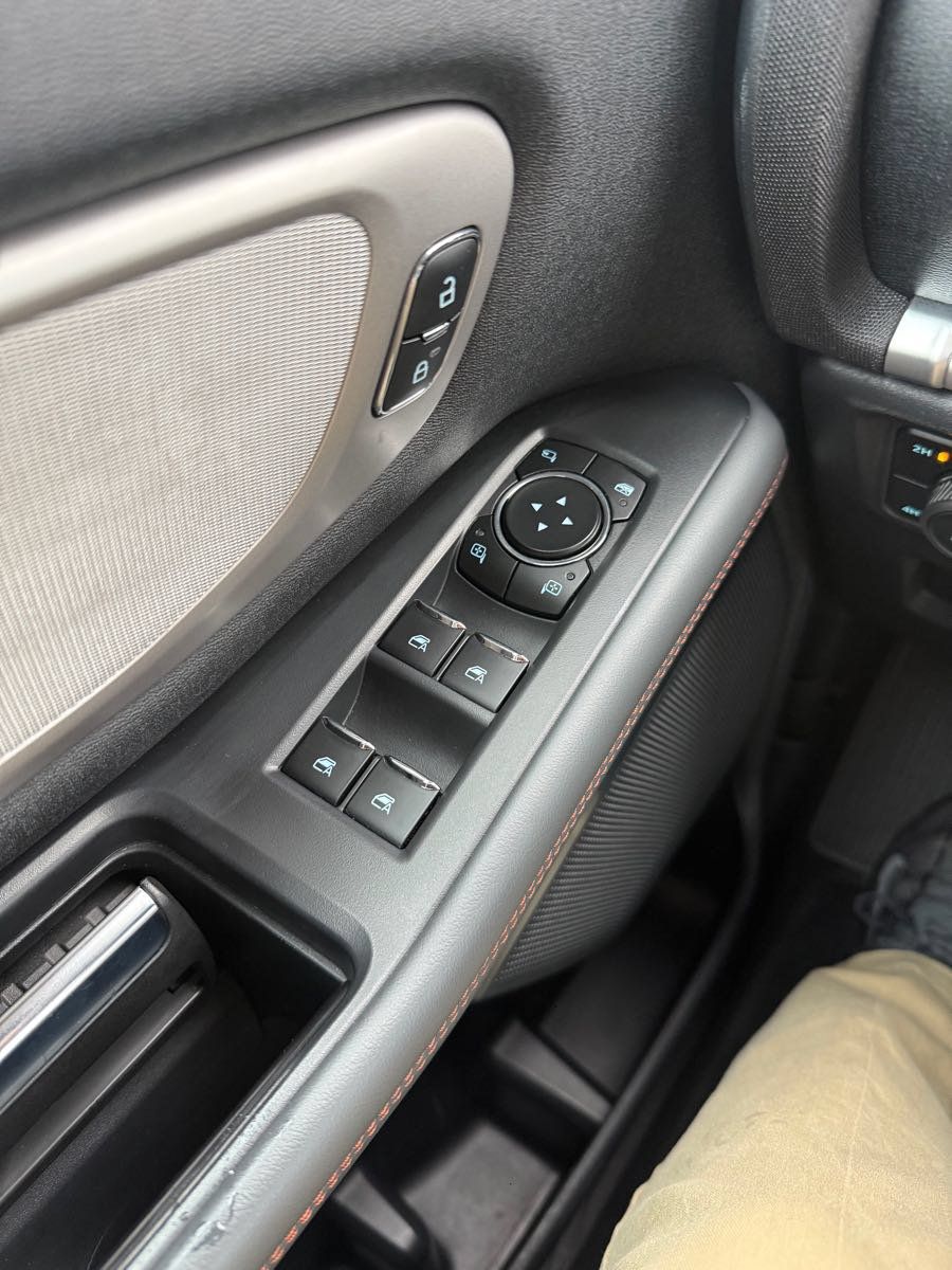 Used 2025 Ford Expedition Active AWD/4WD image 25