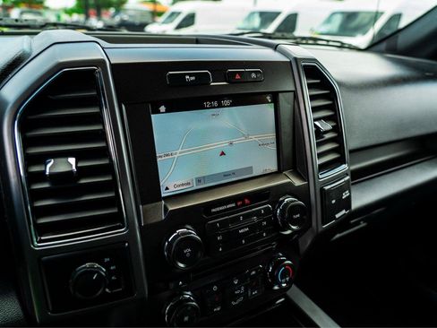 Used 2018 Ford F150 XLT w/ Equipment Group 302A Luxury AWD/4WD image 20