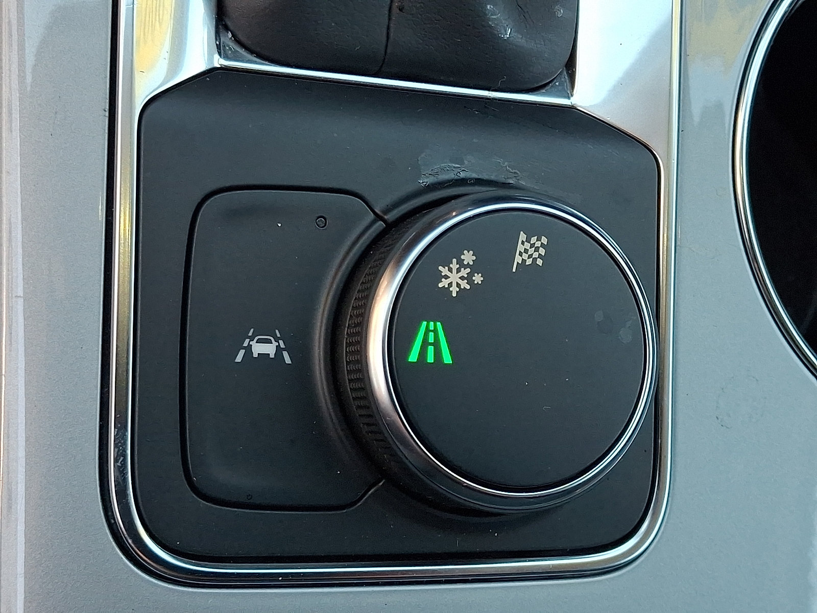 Used 2025 Chevrolet Blazer LT FWD image 26