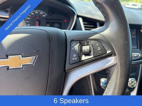 Used 2021 Chevrolet Trax LT w/ Driver Confidence Package FWD image 19