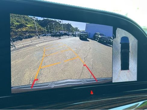 Certified 2022 Cadillac Escalade Premium Luxury image 21