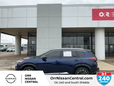Used 2024 Nissan Rogue Platinum w/ Platinum Premium Package image 8