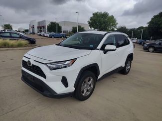 Used 2024 Toyota RAV4 XLE AWD/4WD video 1