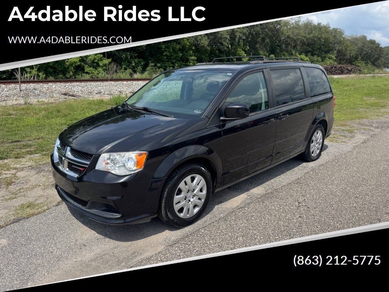Used 2016 Dodge Grand Caravan SXT w/ Rear Park Assist Package FWD image 1