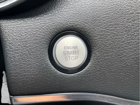 Used 2022 Kia Stinger GT1 AWD/4WD image 27