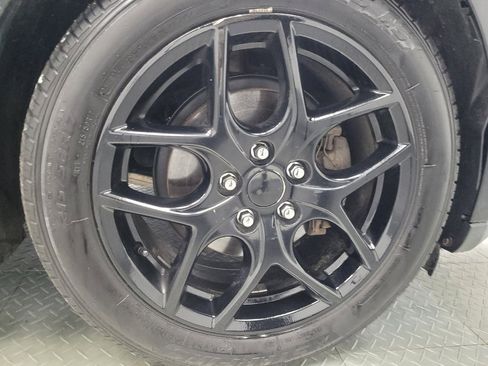 Used 2017 Ford Focus SEL image 31