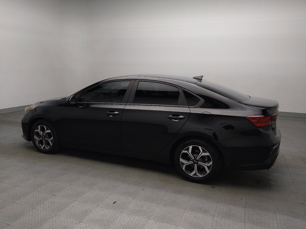 Used 2020 Kia Forte LXS FWD image 3