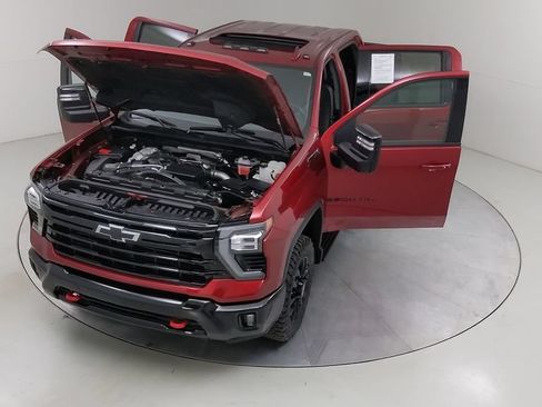 Used 2025 Chevrolet Silverado 2500 LTZ w/ Trail Boss Package AWD/4WD image 48