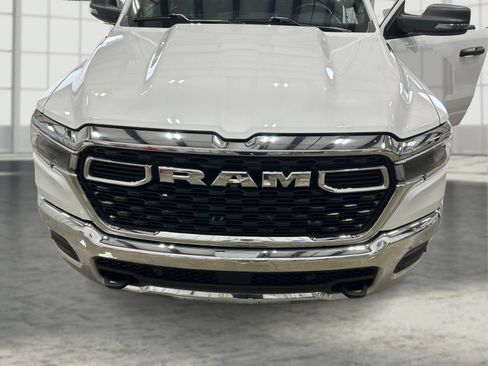 Used 2025 RAM 1500 Big Horn AWD/4WD image 22