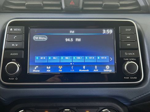 Used 2025 Nissan Versa SV w/ Trunk Package image 21