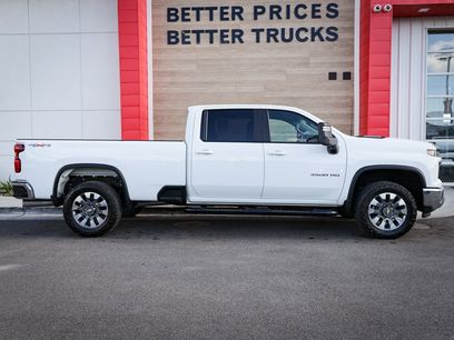 Used 2025 Chevrolet Silverado 3500 LT