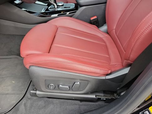 Used 2024 BMW X3 M40i w/ Premium Package image 6