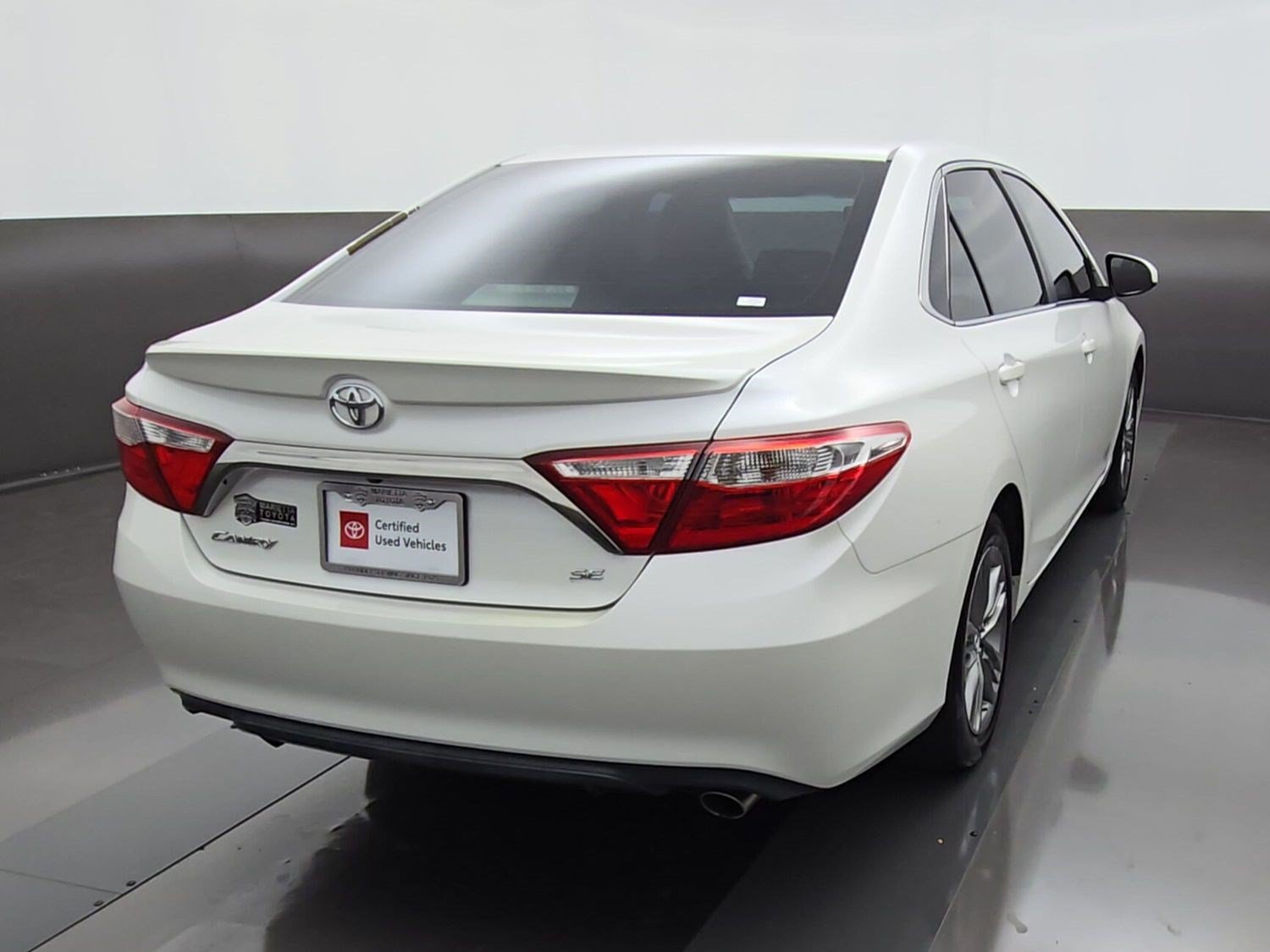 Used 2017 Toyota Camry SE FWD image 8