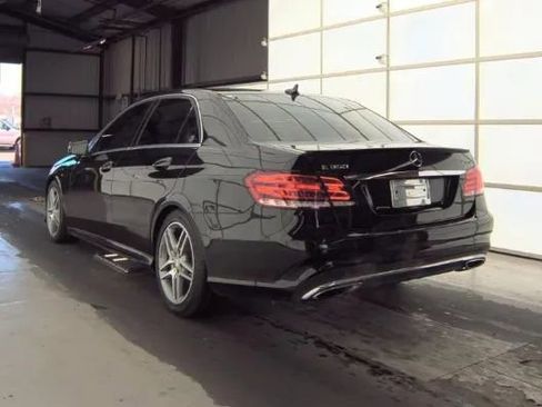 Used 2014 Mercedes-Benz E 350 4MATIC Sedan w/ Premium 1 Package image 8