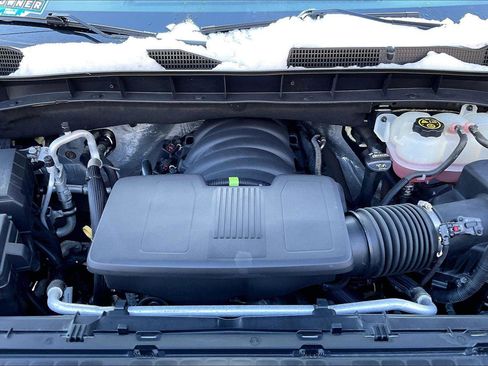 Used 2020 GMC Sierra 1500 Elevation w/ Elevation Value Package image 9