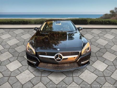 Used 2013 Mercedes-Benz SL 550 image 4