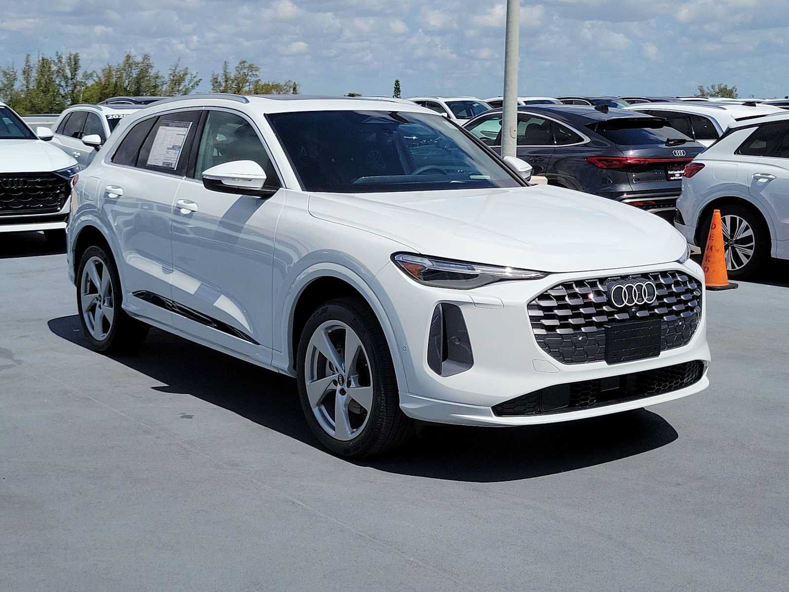 New 2026 Audi Q5 Premium Plus AWD/4WD image 8
