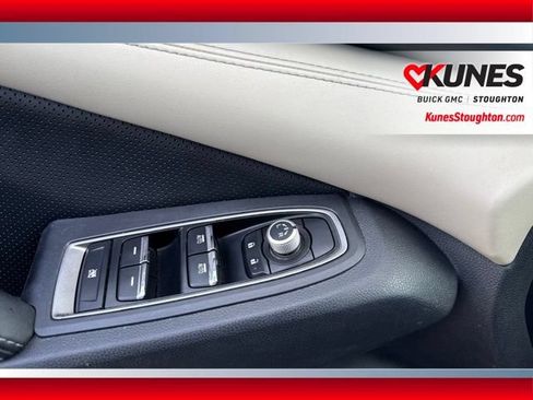 Used 2019 Subaru Ascent Limited AWD/4WD image 31