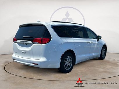 Used 2020 Chrysler Voyager Lxi