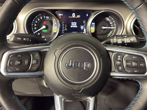 Used 2023 Jeep Wrangler Unlimited Rubicon 4xe w/ Safety Group AWD/4WD image 45