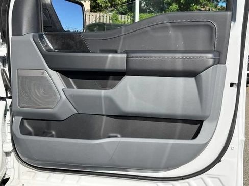 Used 2025 Ford F150 Lightning Flash AWD/4WD image 10