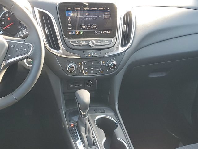 Certified 2024 Chevrolet Equinox LT FWD image 14