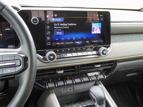 Used 2023 Chevrolet Colorado ZR2 w/ ZR2 Convenience Package III image 23