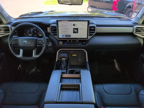 Used 2024 Toyota Tundra Limited AWD/4WD image 14