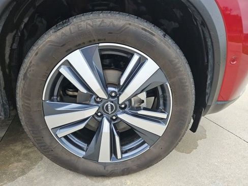 Used 2023 Nissan Rogue Platinum w/ Platinum Premium Package AWD/4WD image 21