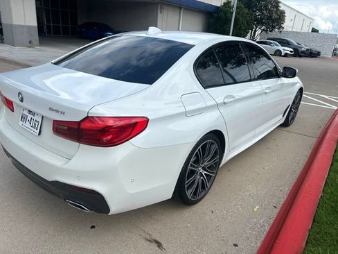 Used 2019 BMW 540i w/ M Sport Package RWD image 4