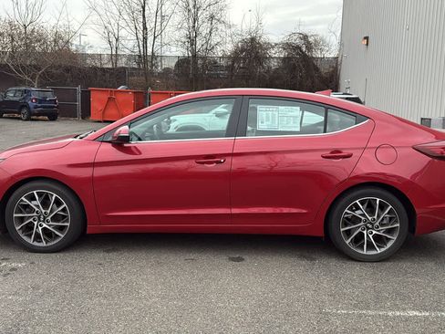 Used 2020 Hyundai Elantra Limited image 6