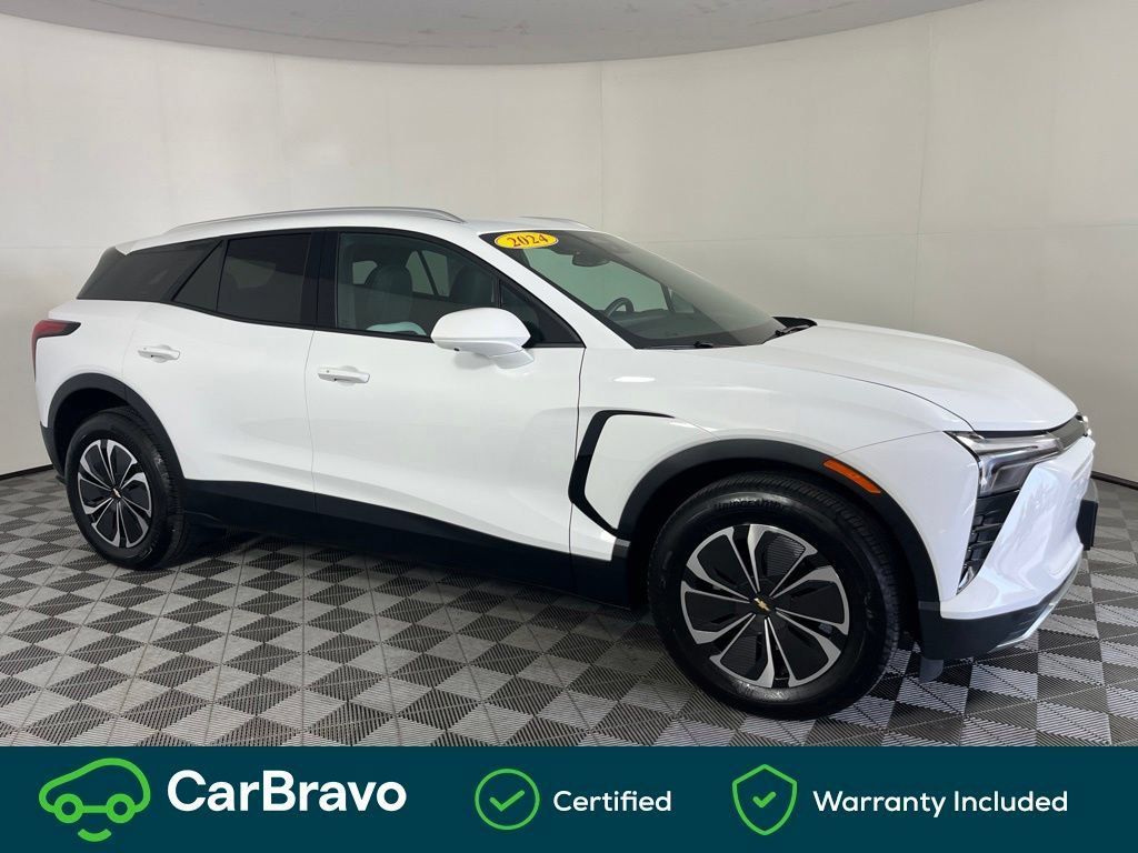 Used 2024 Chevrolet Blazer EV LT AWD/4WD image 2