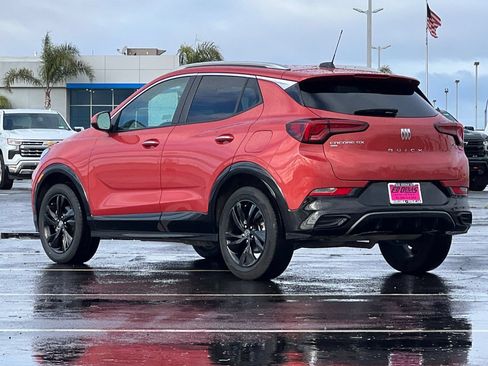 Used 2024 Buick Encore GX Sport Touring AWD/4WD image 7