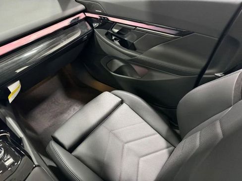 New 2026 BMW 530i xDrive w/ M Sport Package AWD/4WD image 17