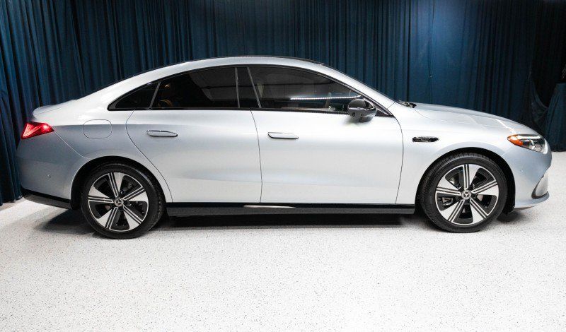 New 2027 Mercedes-Benz CLA 250+ image 4