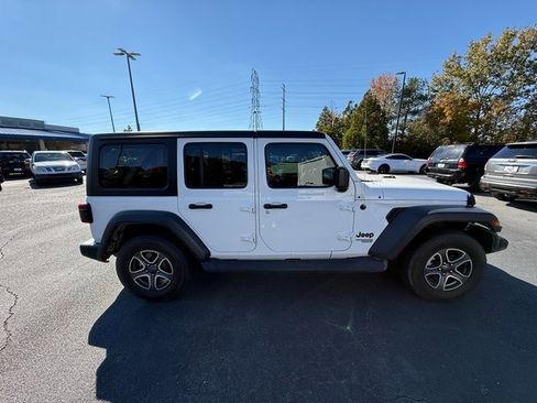 Used 2021 Jeep Wrangler Unlimited Sport image 6