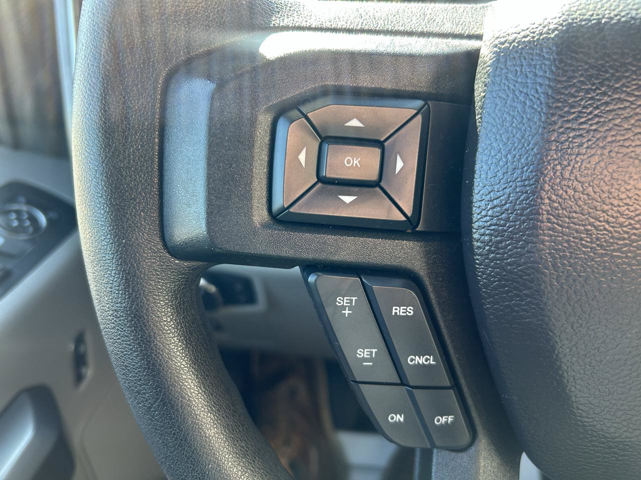 Used 2020 Ford F150 XLT w/ XTR Package AWD/4WD image 17