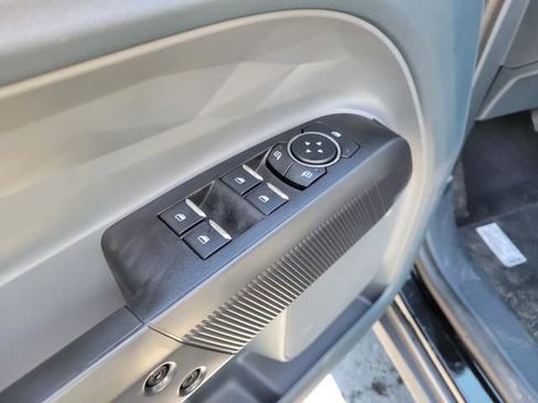 New 2025 Ford Maverick XL w/ Equipment Group 101A image 22