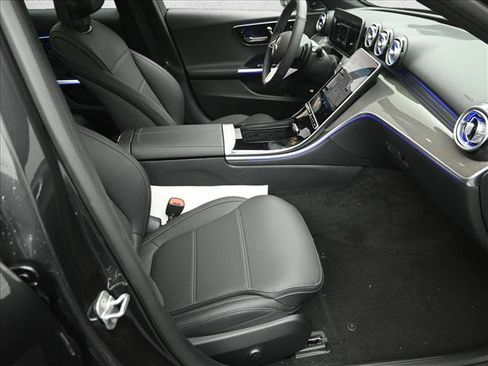 Used 2026 Mercedes-Benz C 300 4MATIC Sedan image 28