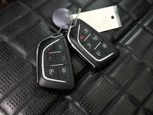 Used 2021 Cadillac Escalade Sport Platinum image 39