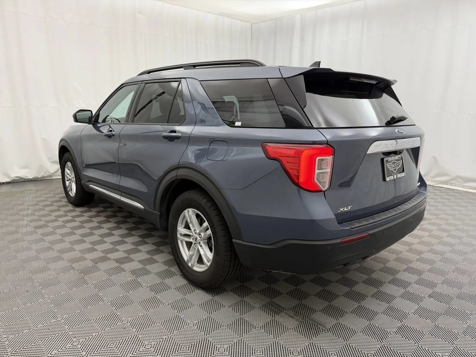 Used 2021 Ford Explorer XLT AWD/4WD image 6