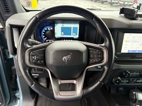 Used 2021 Ford Bronco Black Diamond w/ Sasquatch Package image 13