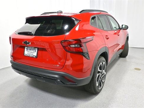 New 2026 Chevrolet Trax RS w/ Driver Confidence Package image 3