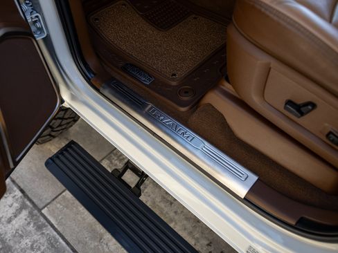 Used 2023 RAM 3500 Limited image 32